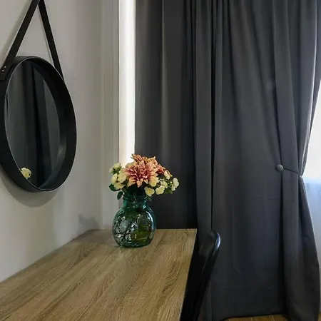 Stylish Urban Haven * Kalamata