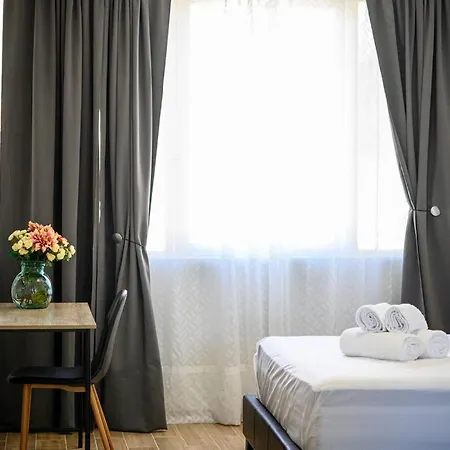 Stylish Urban Haven * Kalamata