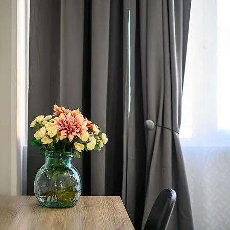 Stylish Urban Haven Apartment Kalamata